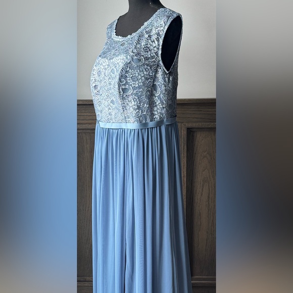 David's Bridal bridesmaid formal Light Blue Lace Maxi Dress NWT 16 - Picture 3 of 9